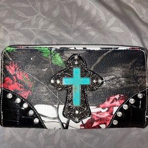 Camo cross wallet